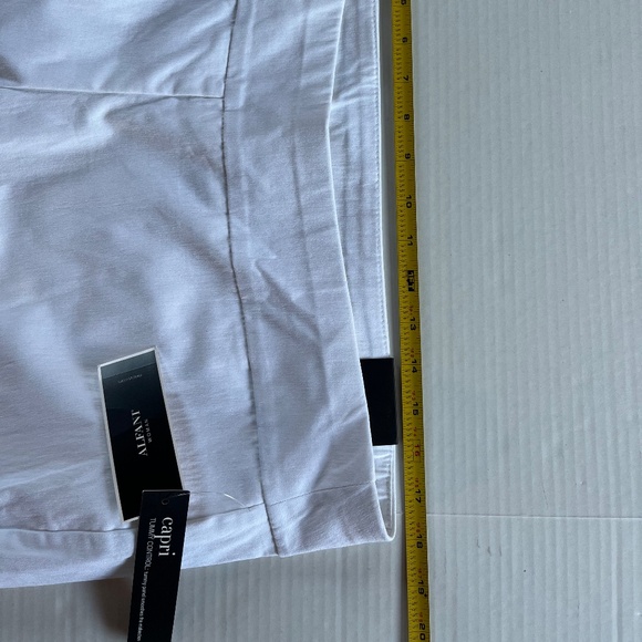 Alfani Sz 16W Stretch Pull On White Straight Leg Capri Jeggings Tummy Control - Picture 6 of 8